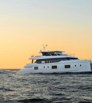 Yacht of the Week: 100 Sunreef Power