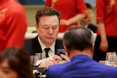 8 things you need to know about Vy Capital, the secretive VC behind Elon Musk