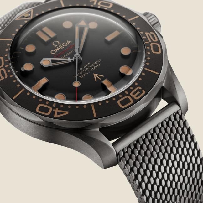 Omega Seamaster Diver 300M 007 Edition