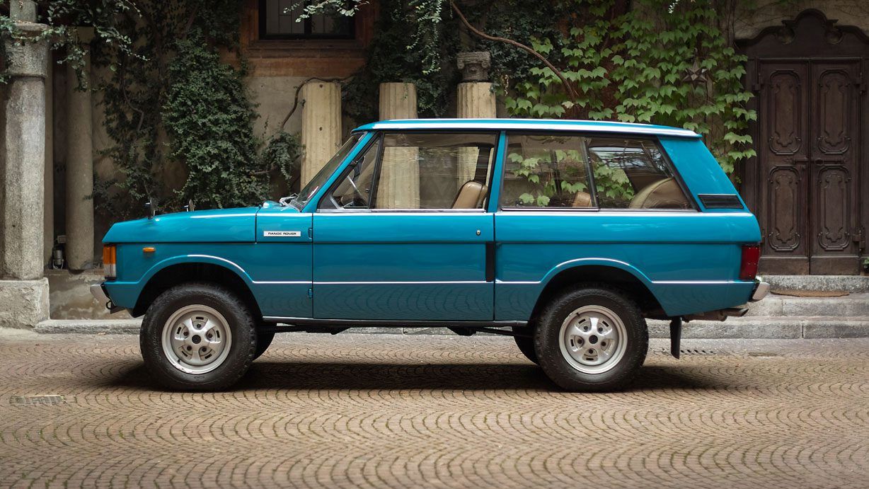 This 1972 Range Rover is a vintage delight