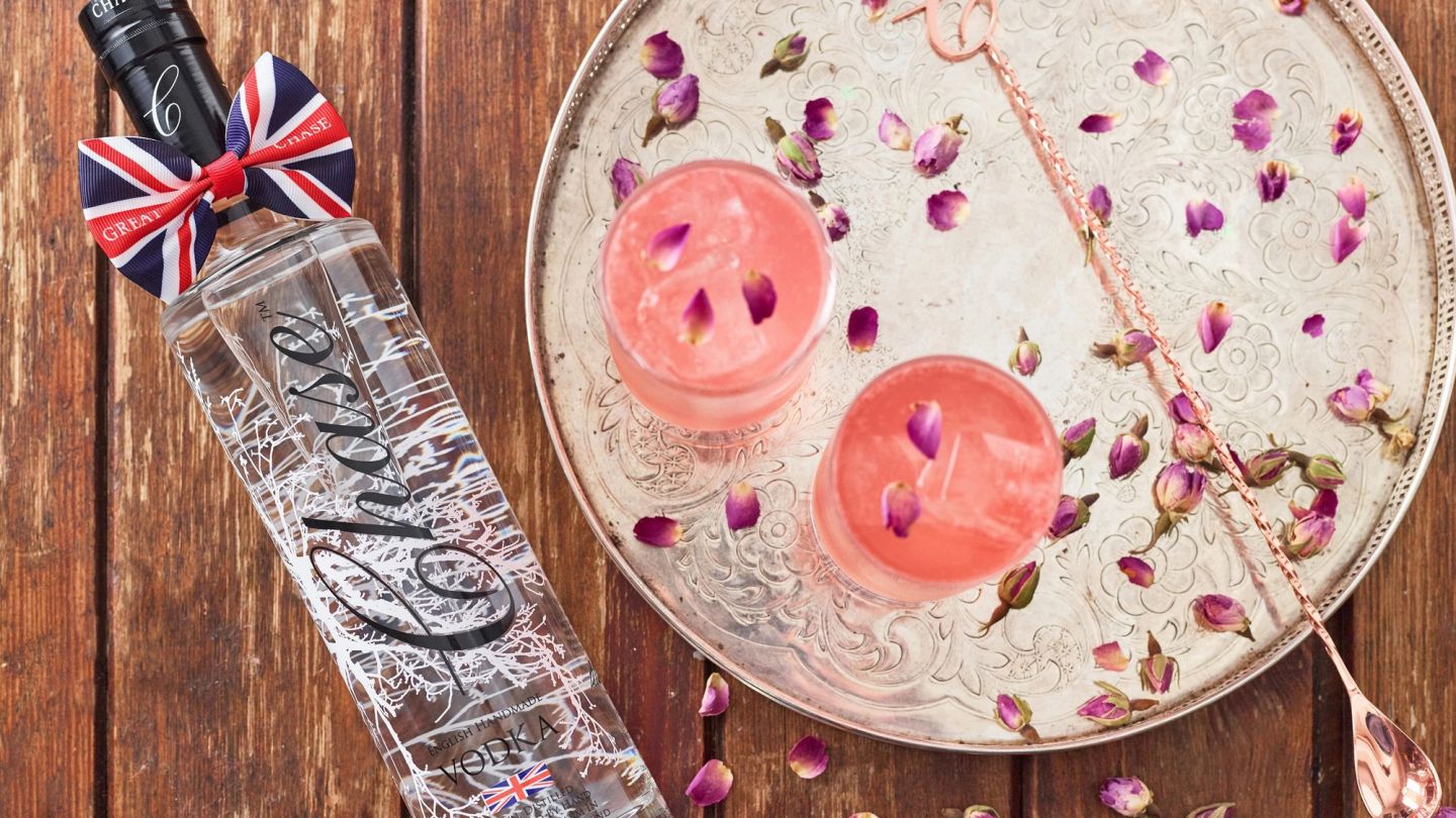 How to make the Rose Tea Collins, the perfect Valentine’s cocktail