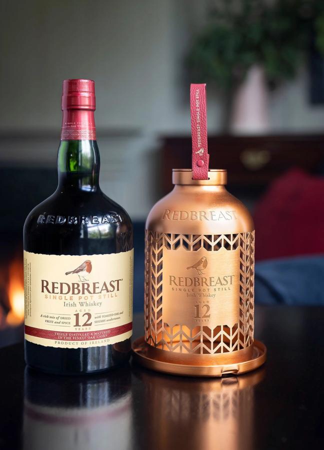 redbreast bird feeder