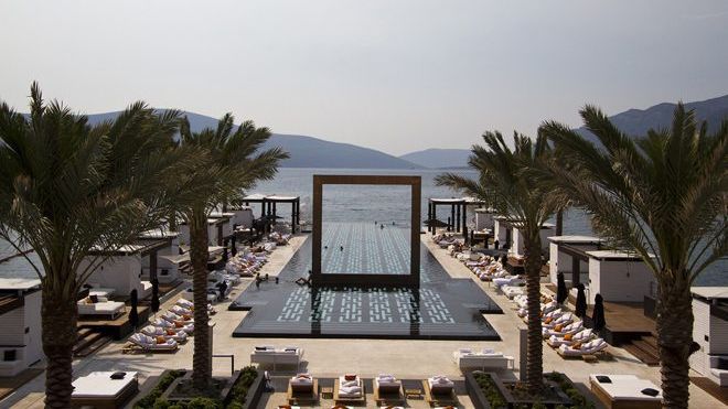 The Beach Club – Lido Mar, Porto Montenegro