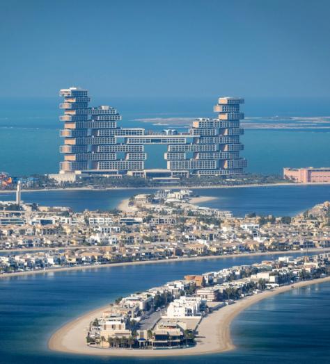 How to Move to Dubai From The UK