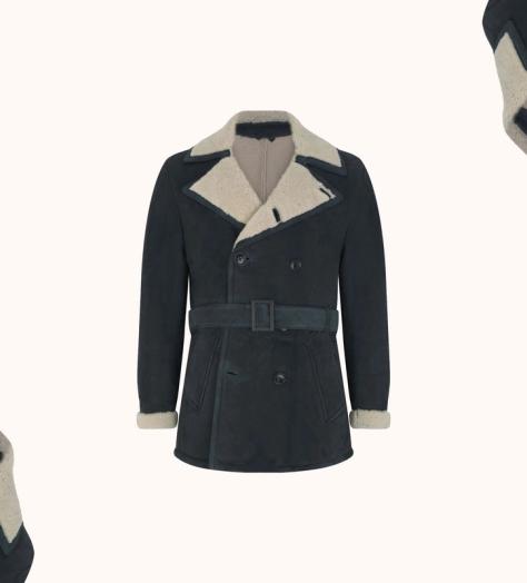 Editor’s Picks: Winter Boots, Chess Set and Brown Leather Backpack