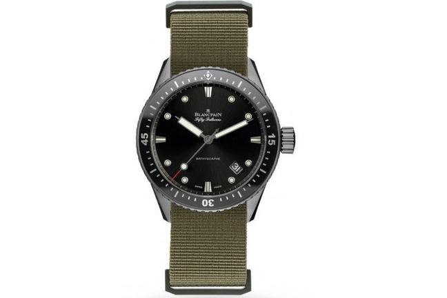 divers - TGJ.05