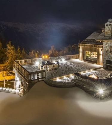 The best last minute luxury ski chalets