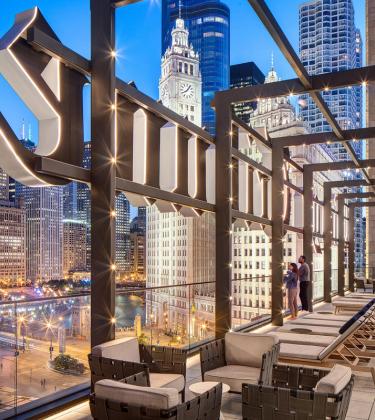 A home like no other, Tribune Tower Residences offers you the chance to live in a Chicago landmark