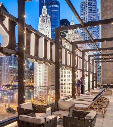 A home like no other, Tribune Tower Residences offers you the chance to live in a Chicago landmark