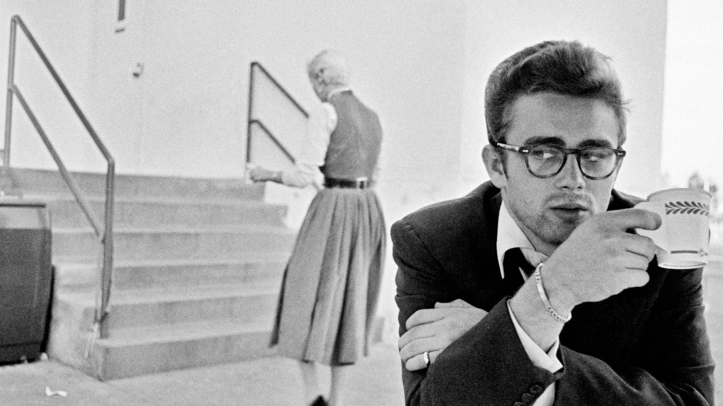 How to dress like the men who made coffee cool