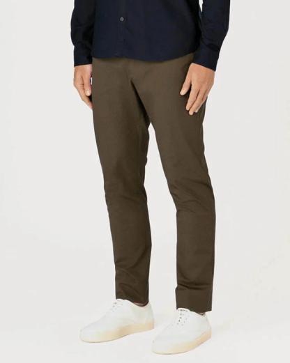 LESTRANGE Essential Chino