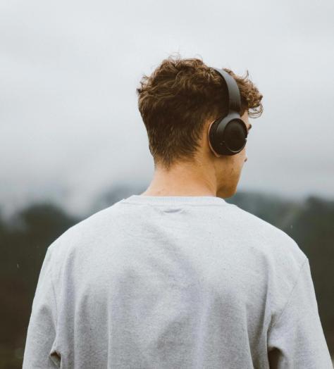 The Health Benefits Of Noise-Cancelling Headphones