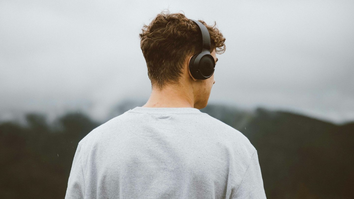 The Health Benefits Of Noise-Cancelling Headphones