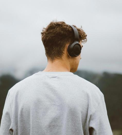 The Health Benefits Of Noise-Cancelling Headphones