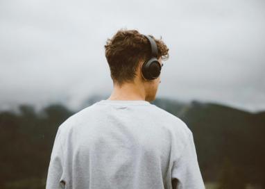 The Health Benefits Of Noise-Cancelling Headphones