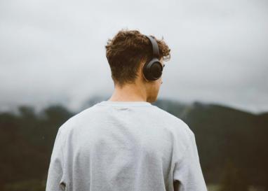 The Health Benefits Of Noise-Cancelling Headphones
