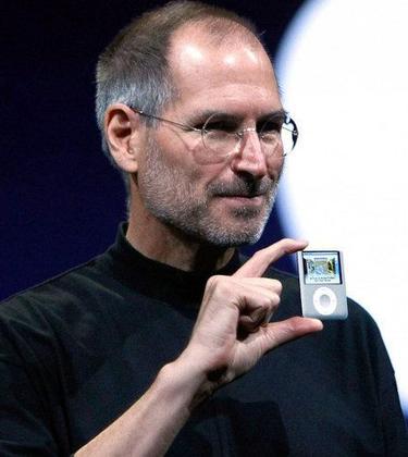 20 years ago, Steve Jobs made these eerily accurate predictions for the future