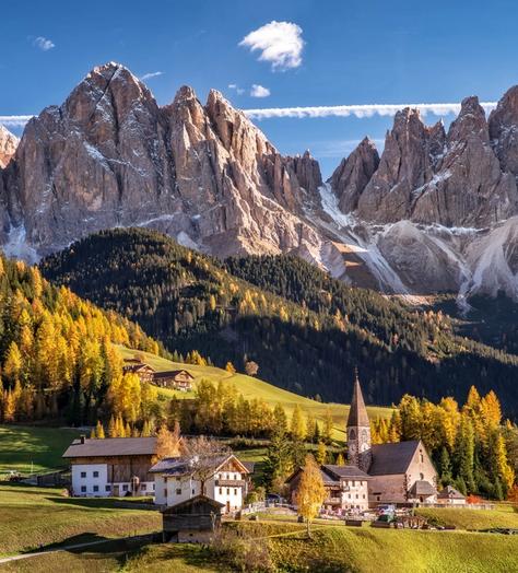 The Five Unexpected Summer Destinations of our Best-Travelled Friends