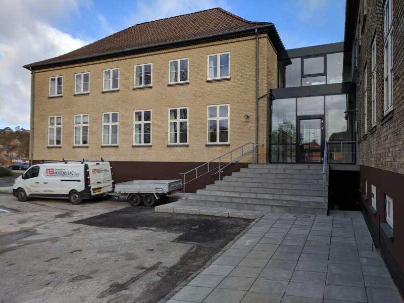 Ndr. kajgade 1, Hobro