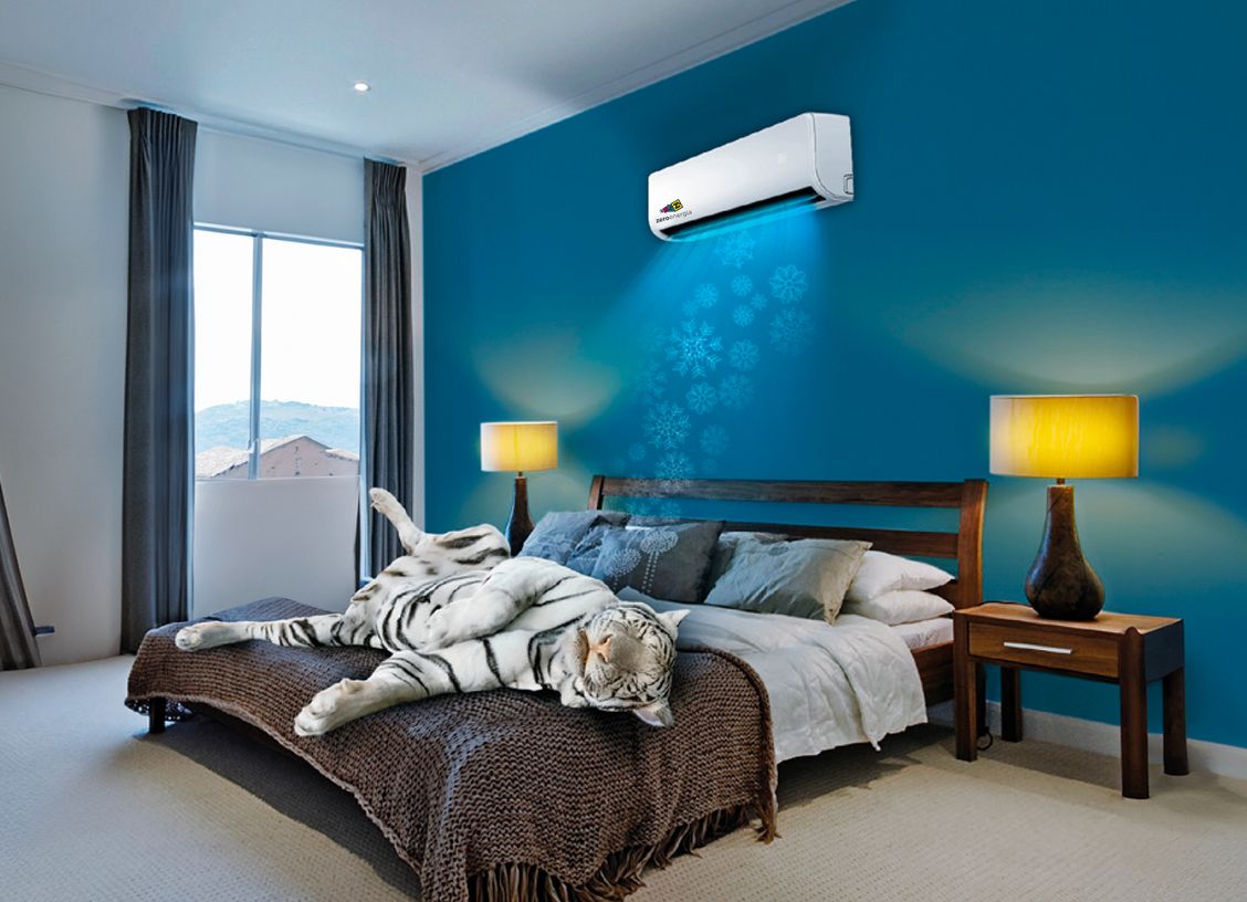 una camera da letto con un climatizzatore sulla parete