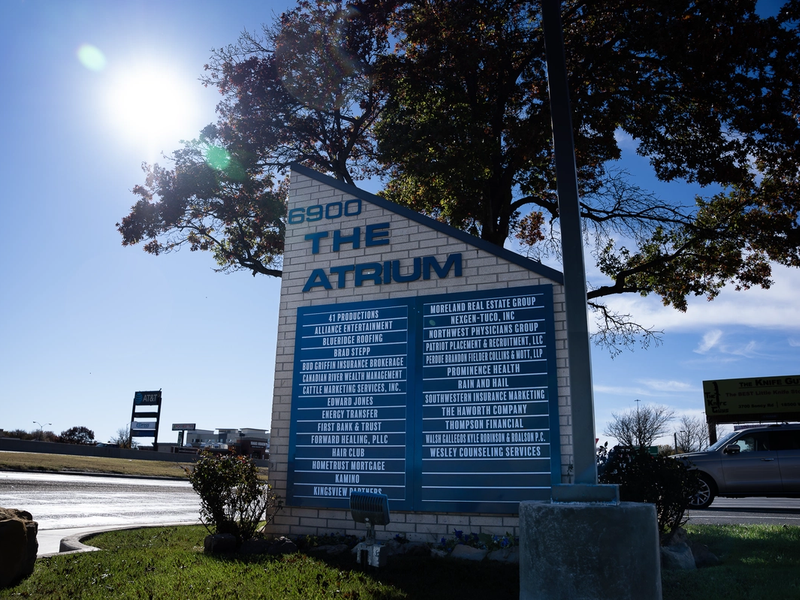 Pole and Monument Signage - Gallery image 6