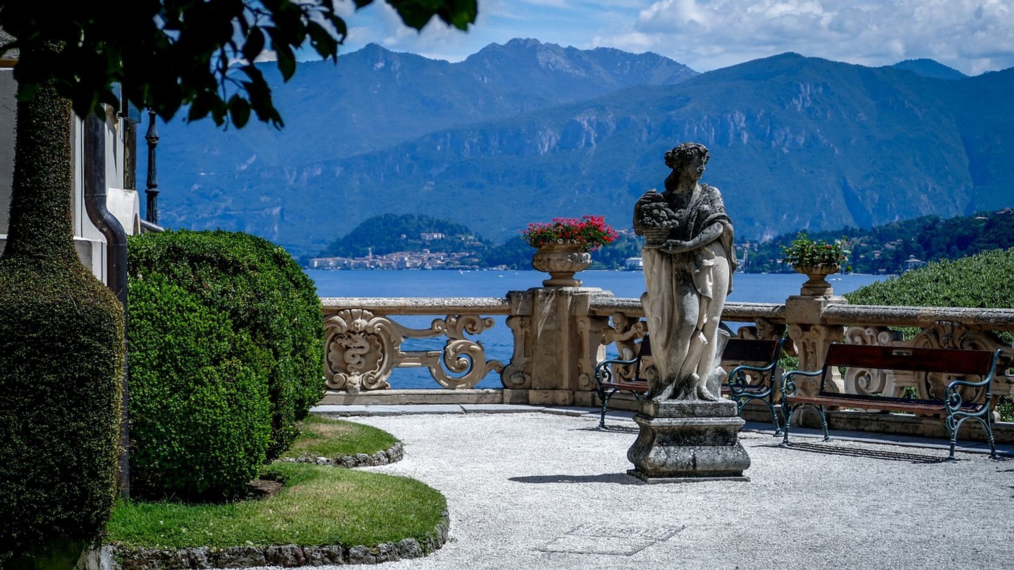 Lake Como, Italy: Why It's One of the Best Places to Visit In Europe