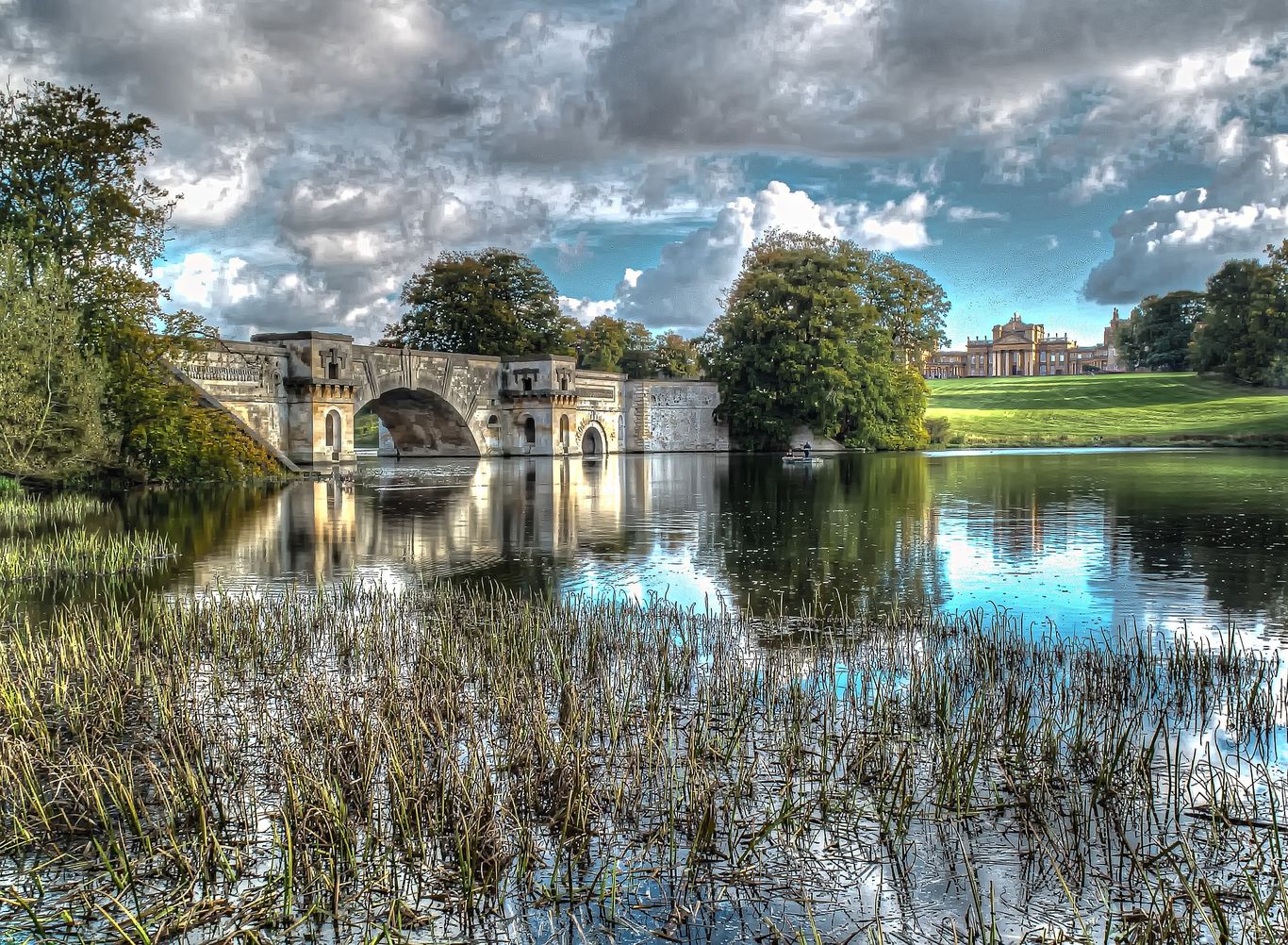 Blenheim Palace and the Pleasure Gardens