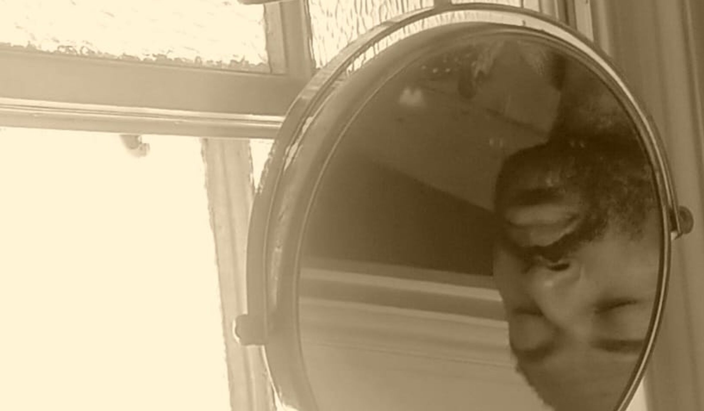 Pieces from a Skin-Coloured Room: Part 1