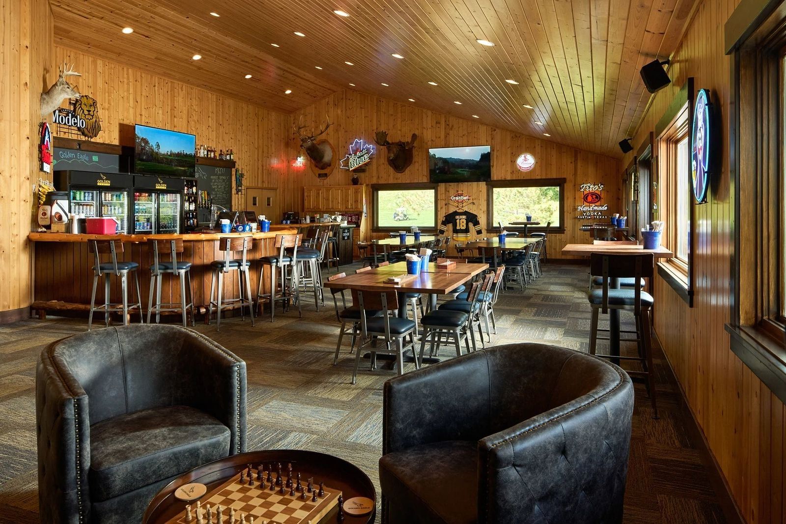 Clubhouse loung