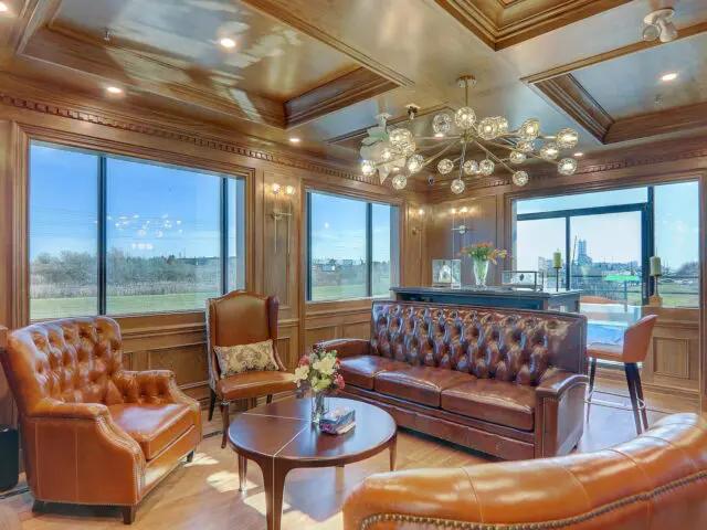 Project Image - Woodbine Office (Markham) - 1