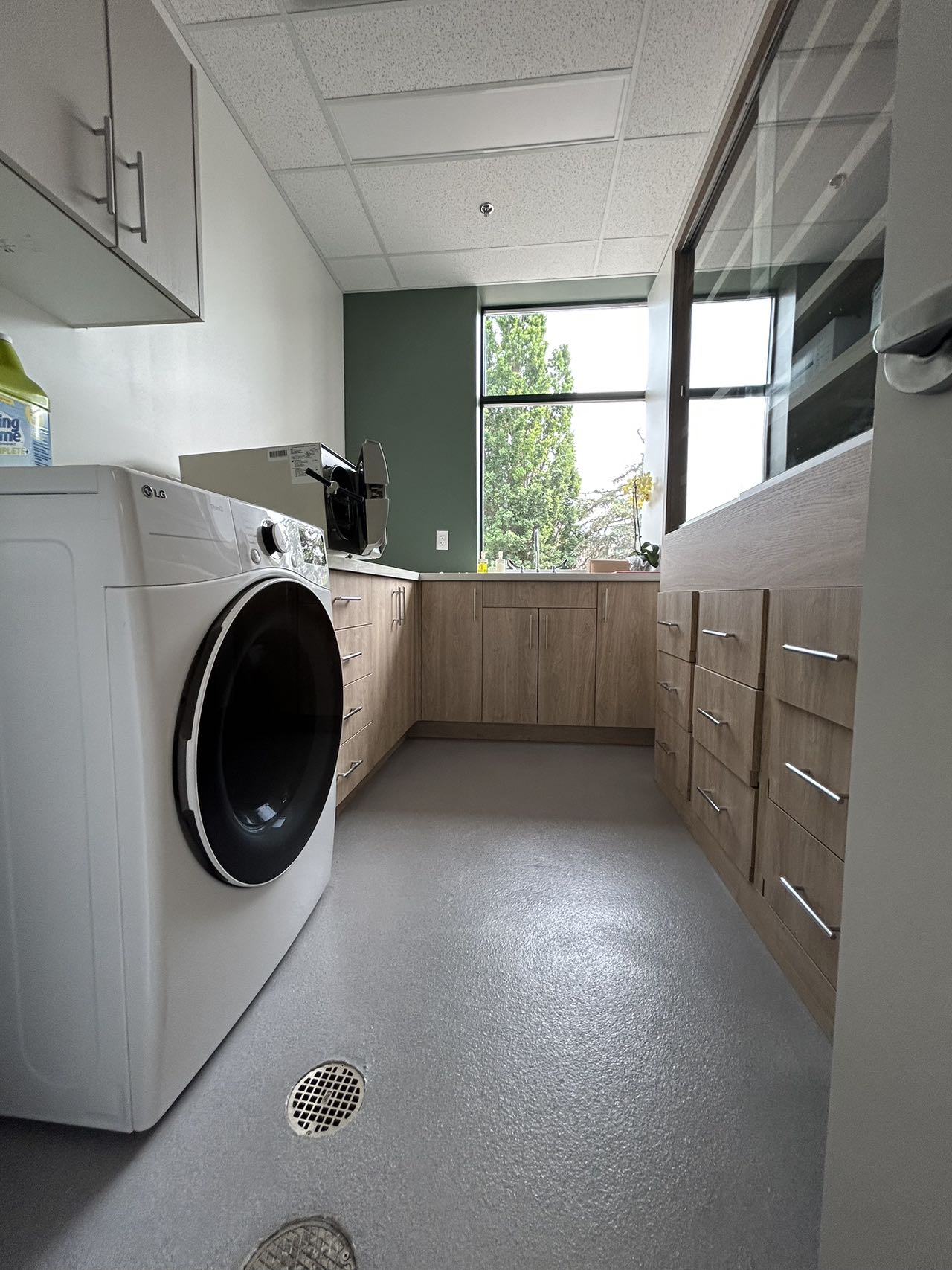 Project Image - Animal Hospital (Richmond Hill) - 8