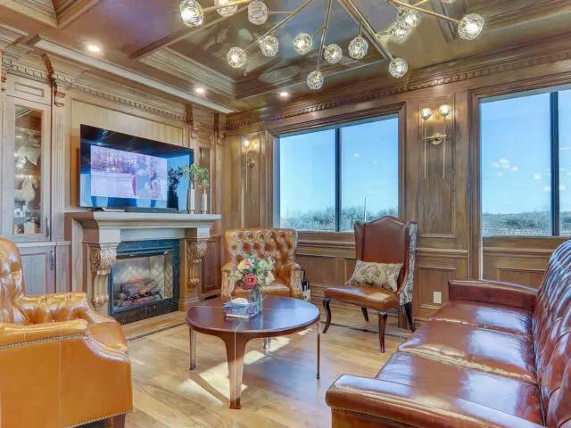 Project Image - Woodbine Office (Markham) - 2