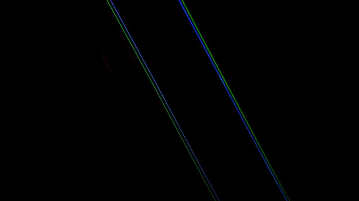a blue line with green lines