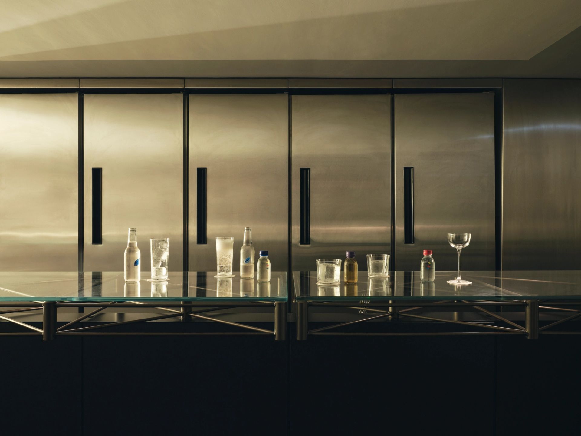 A Bar With Shapes for a Name (8)