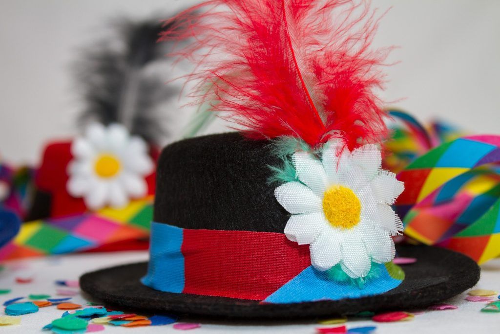 cap-3075875_1920-1024x683k
