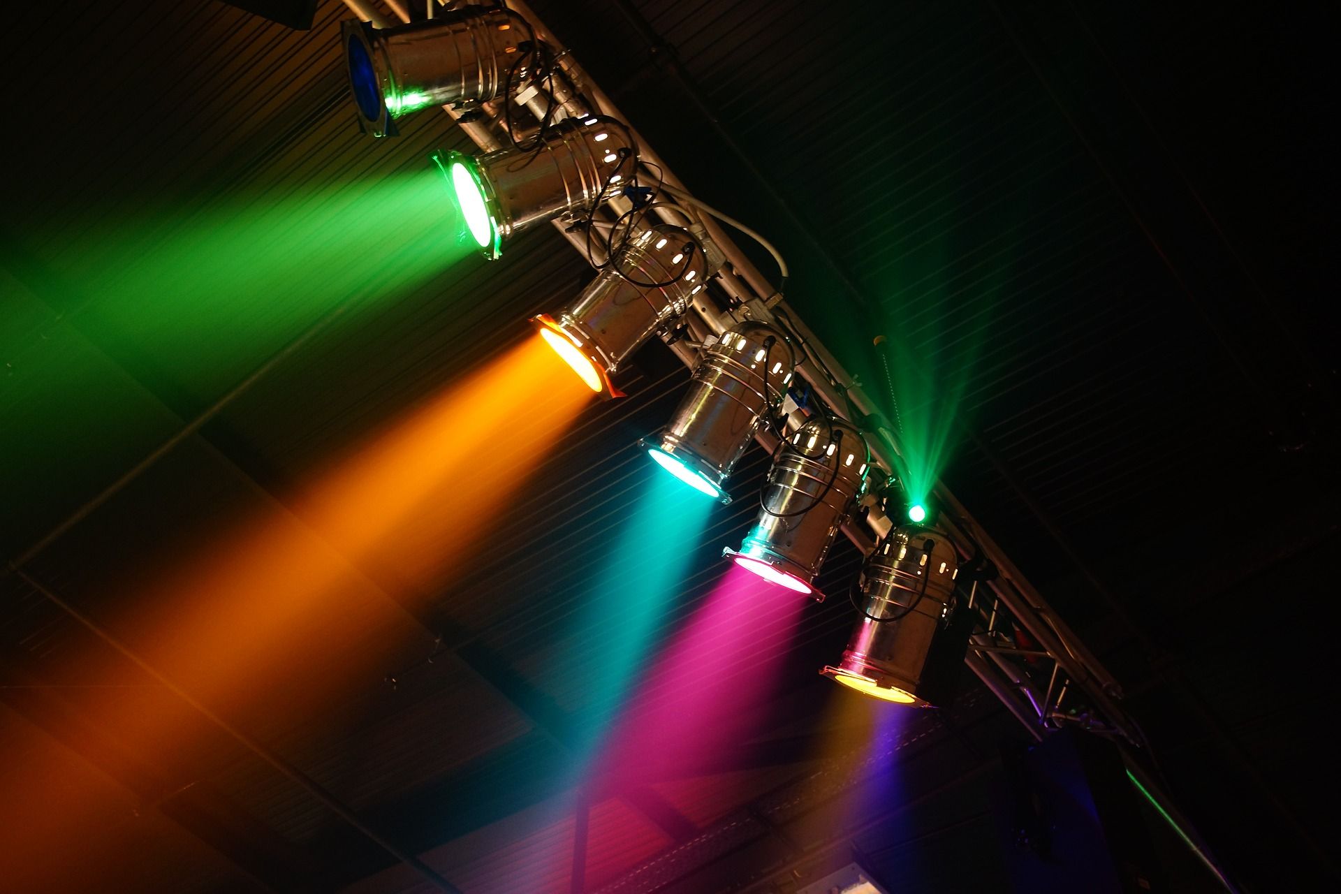 light-644549_1920
