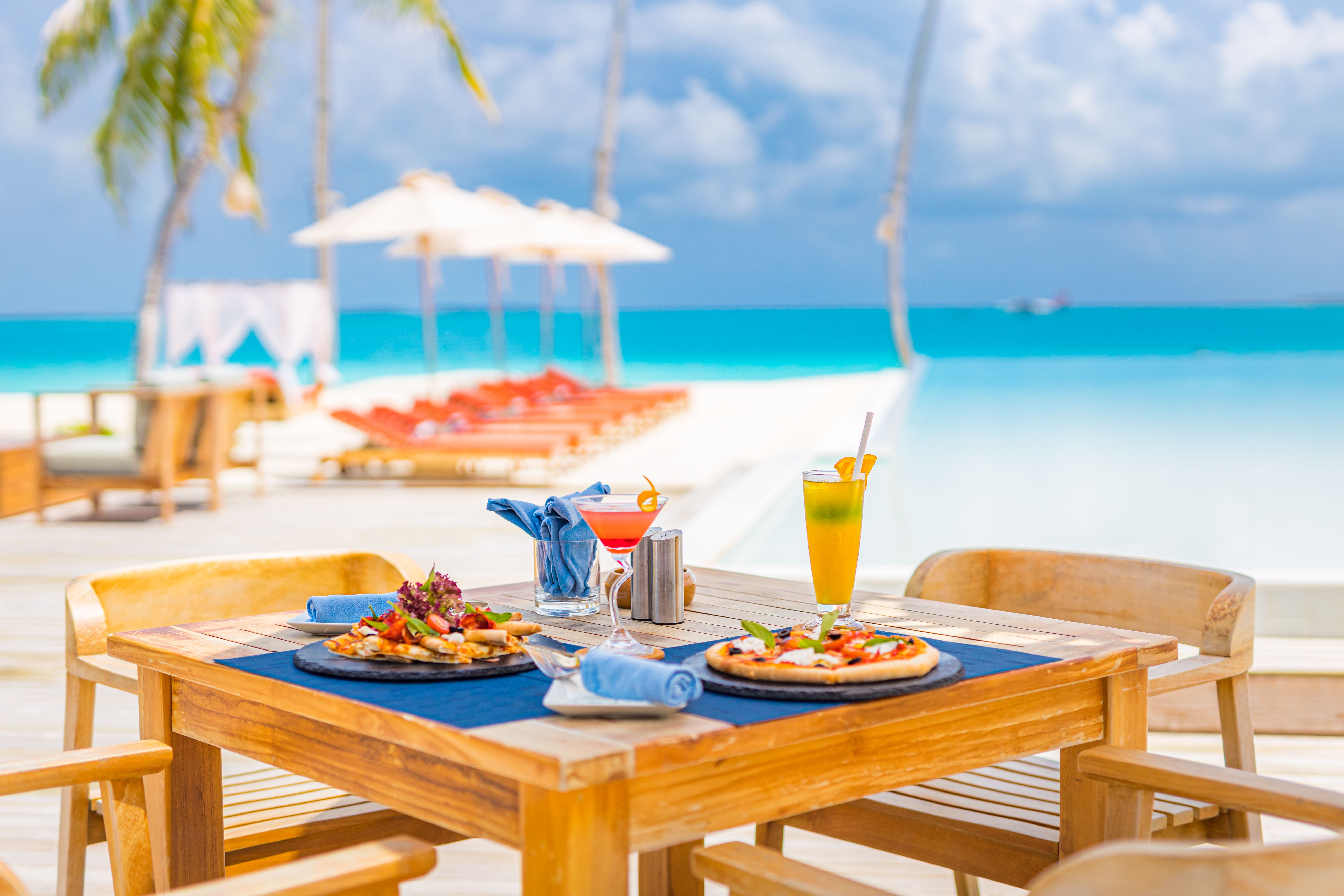 The Top 4 Benefits Of Using QR Menus At Your Beach