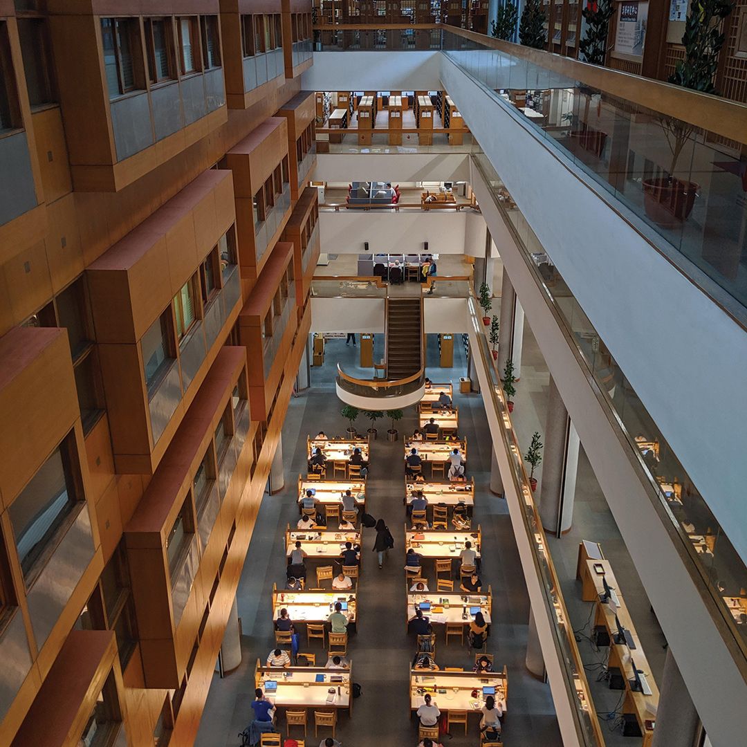 Photo of the interior of Taiwan National Library.
