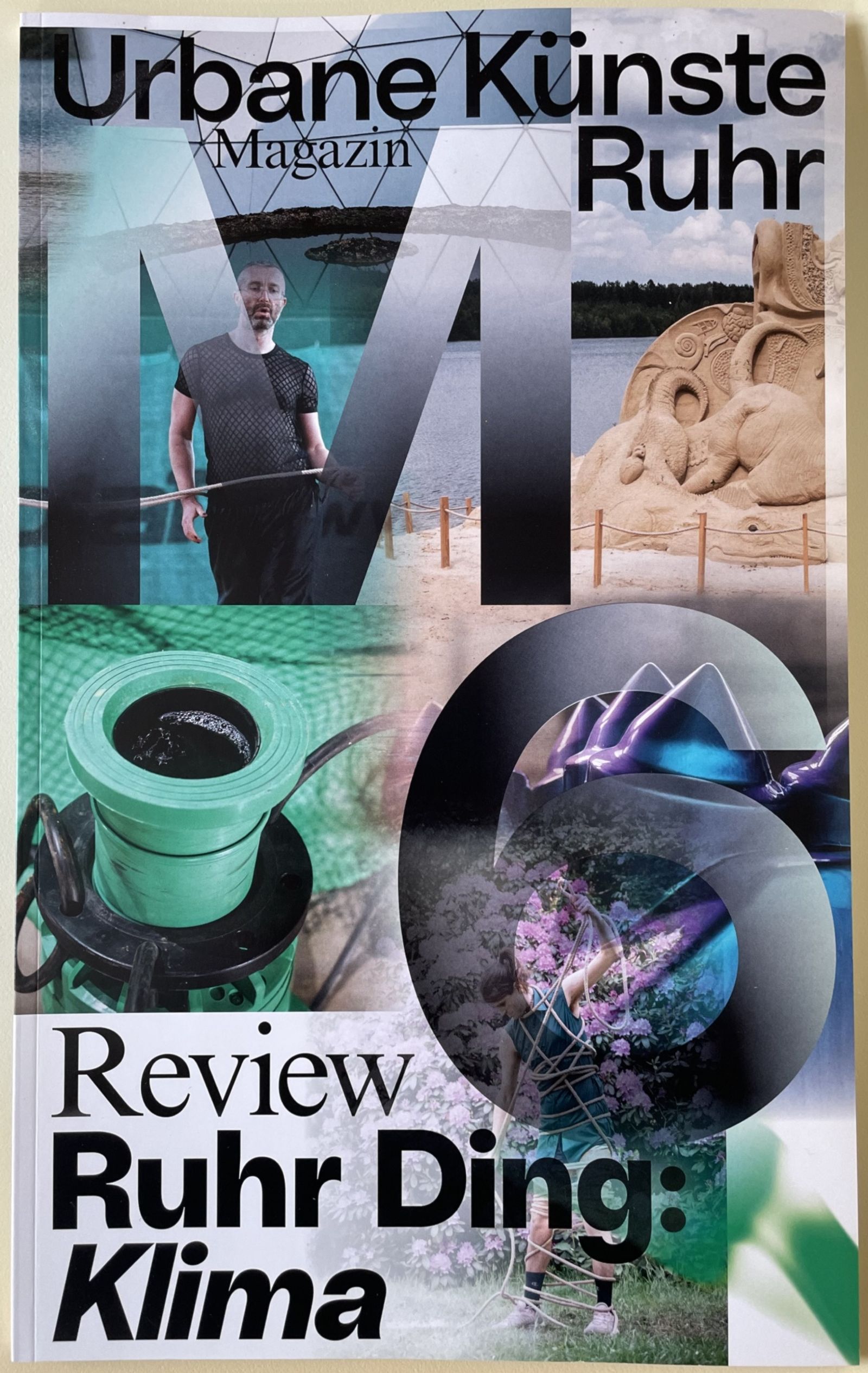 Review Ruhr Ding Klima. Urbane Künste Ruhr magazine cover (2021).
