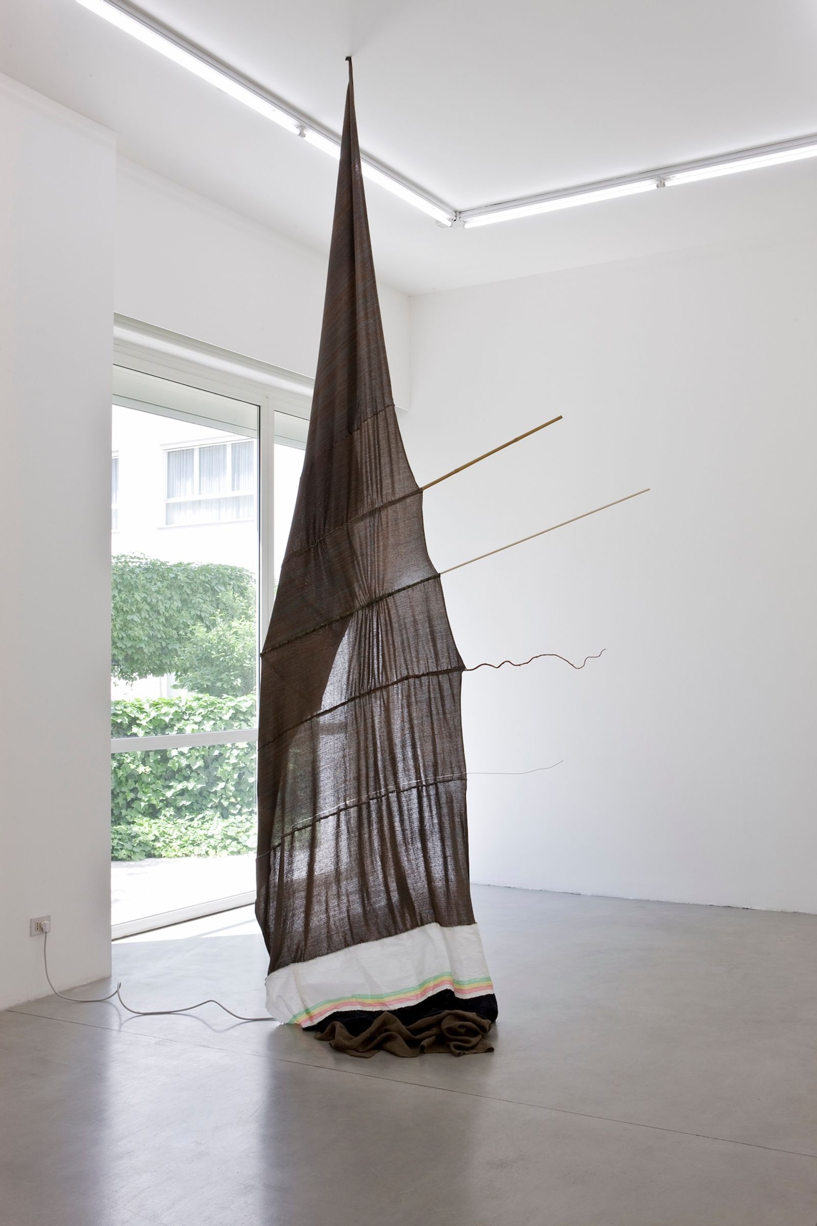 Deborah Ligorio, poi non così diverso, 2010, Exhibition view at Francesca Minini, Milan, Ph. Agostino Osio