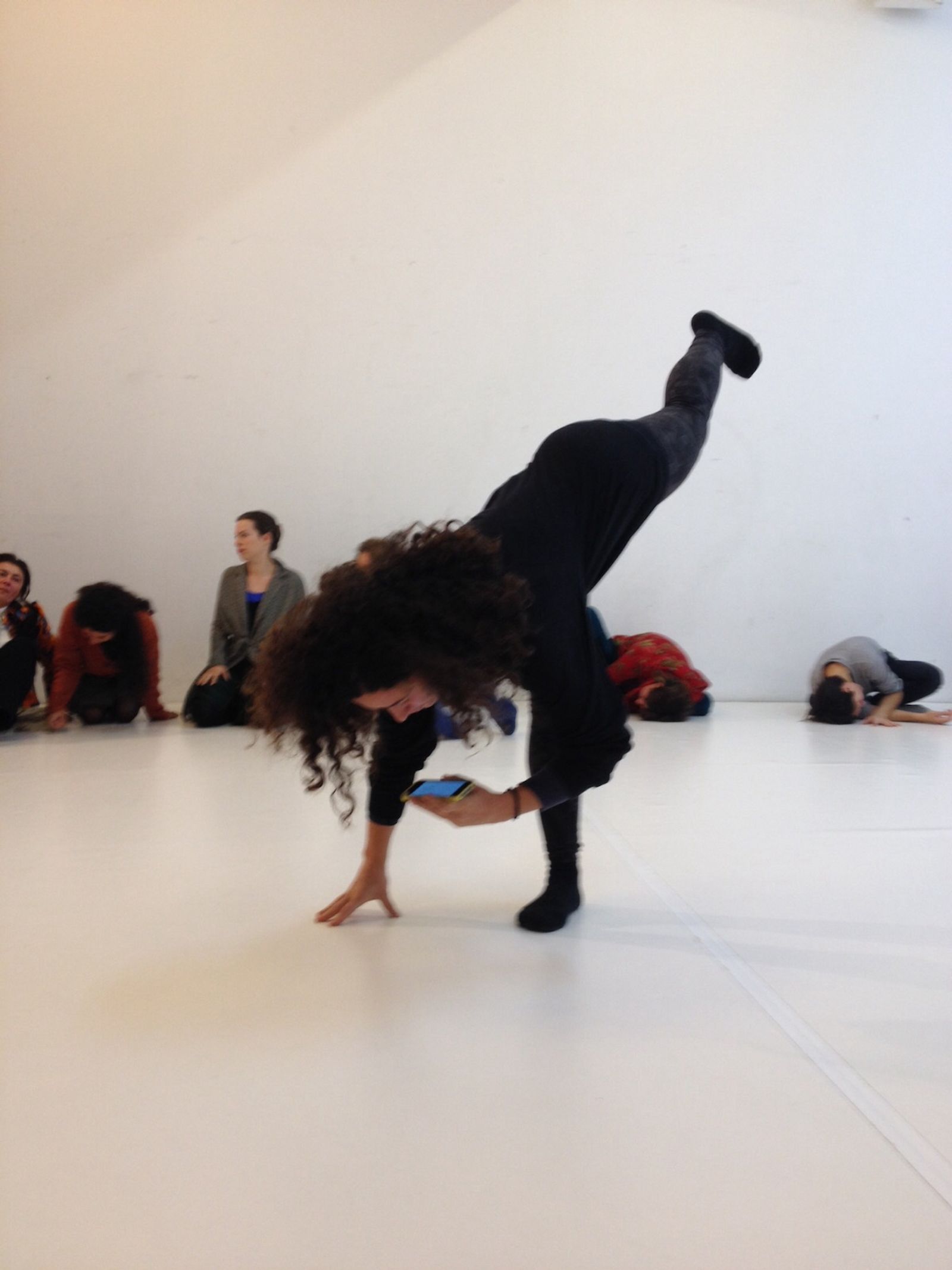 Deborah Ligorio, Your Weakness Are Your Strength [The Eponym], 2015. 3AM Performance Art Music Event, Kunstfabrik am Flutgraben.