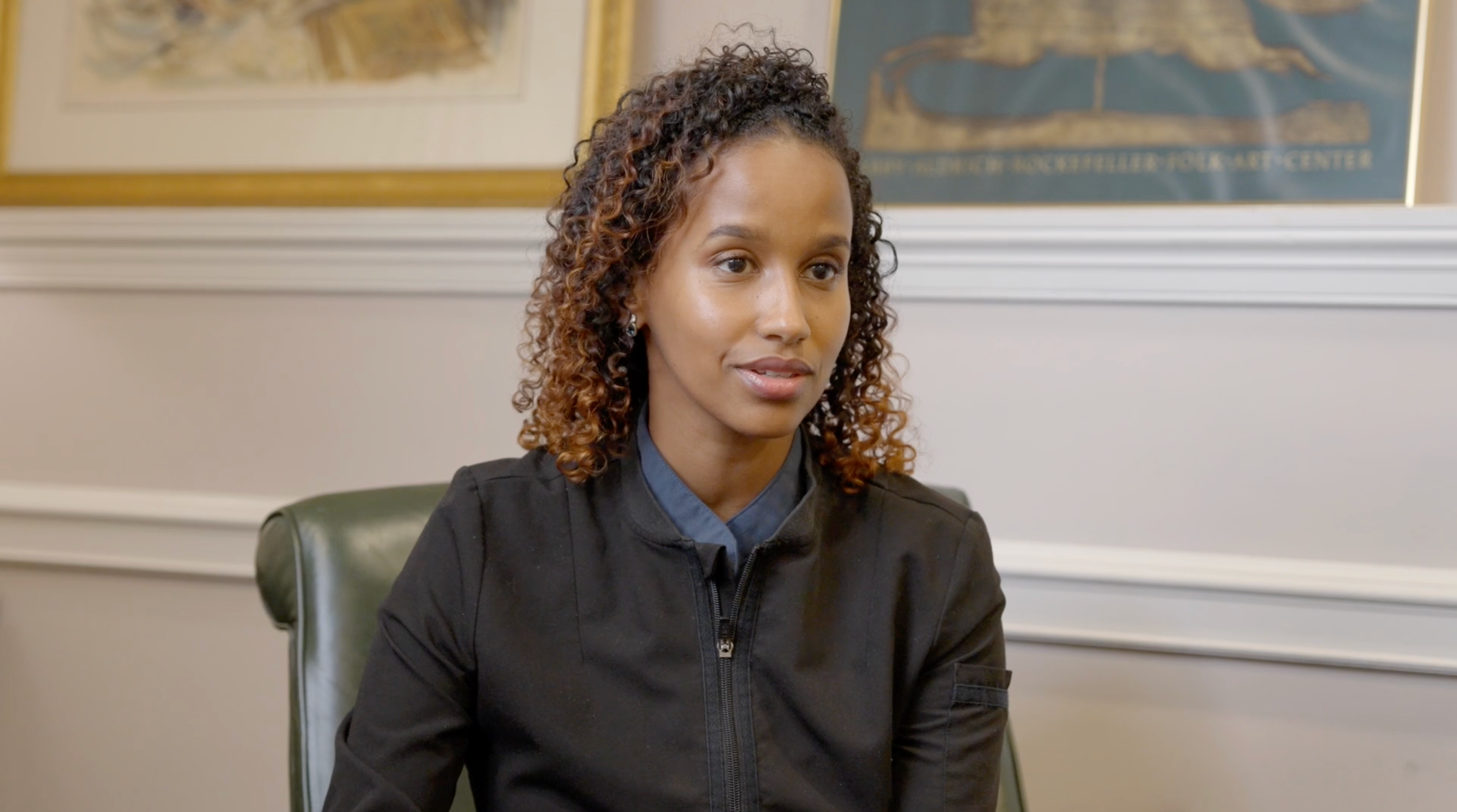 Dina Testimonial Video Thumbnail