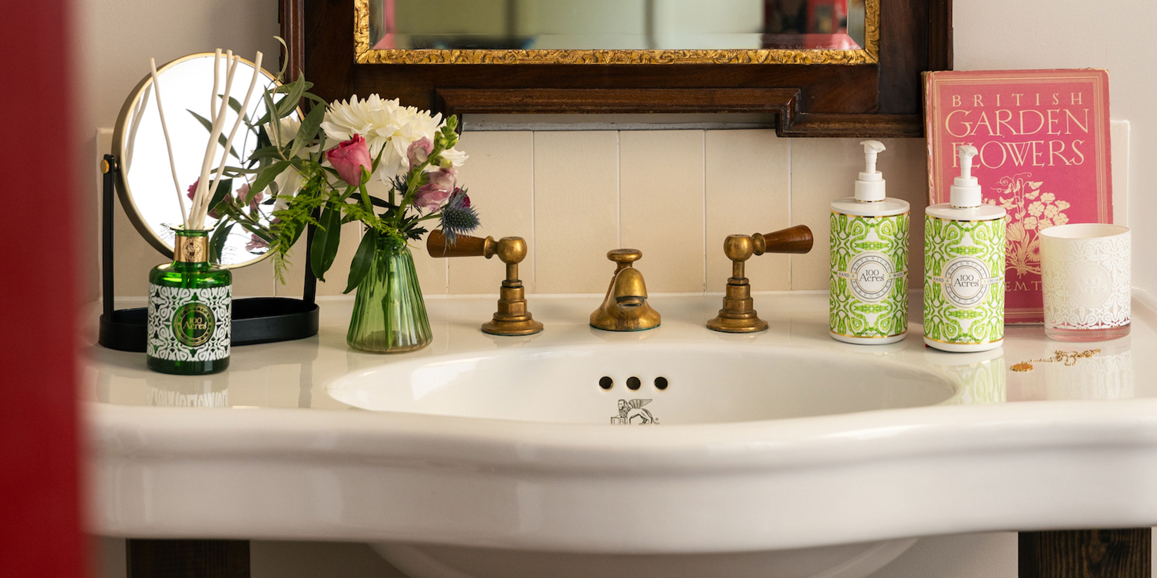 100 Acres Exclusive Discount