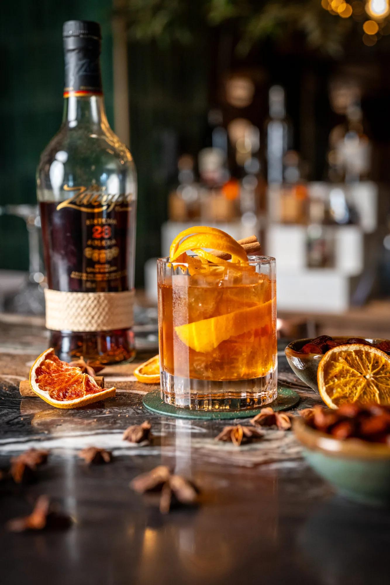 Cocktails emblématiques & deux espaces
