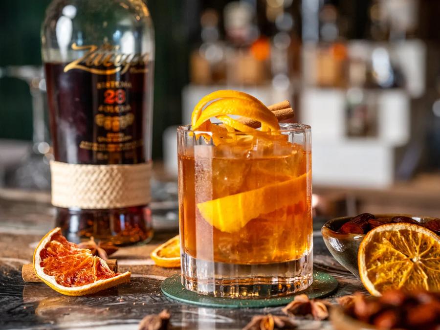 Cocktails emblématiques & deux espaces