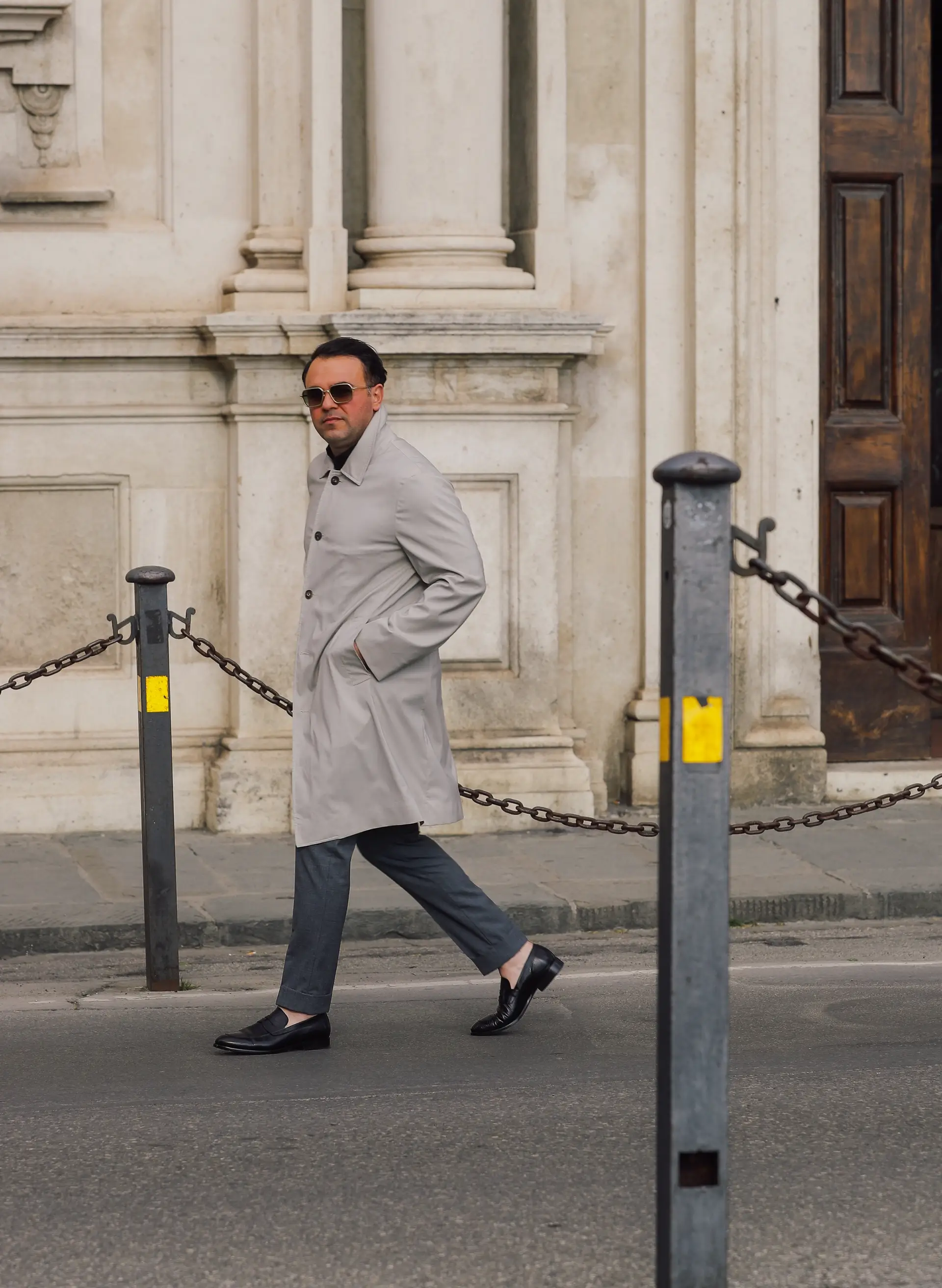 Grijs overcoat op maat van Ettemadis