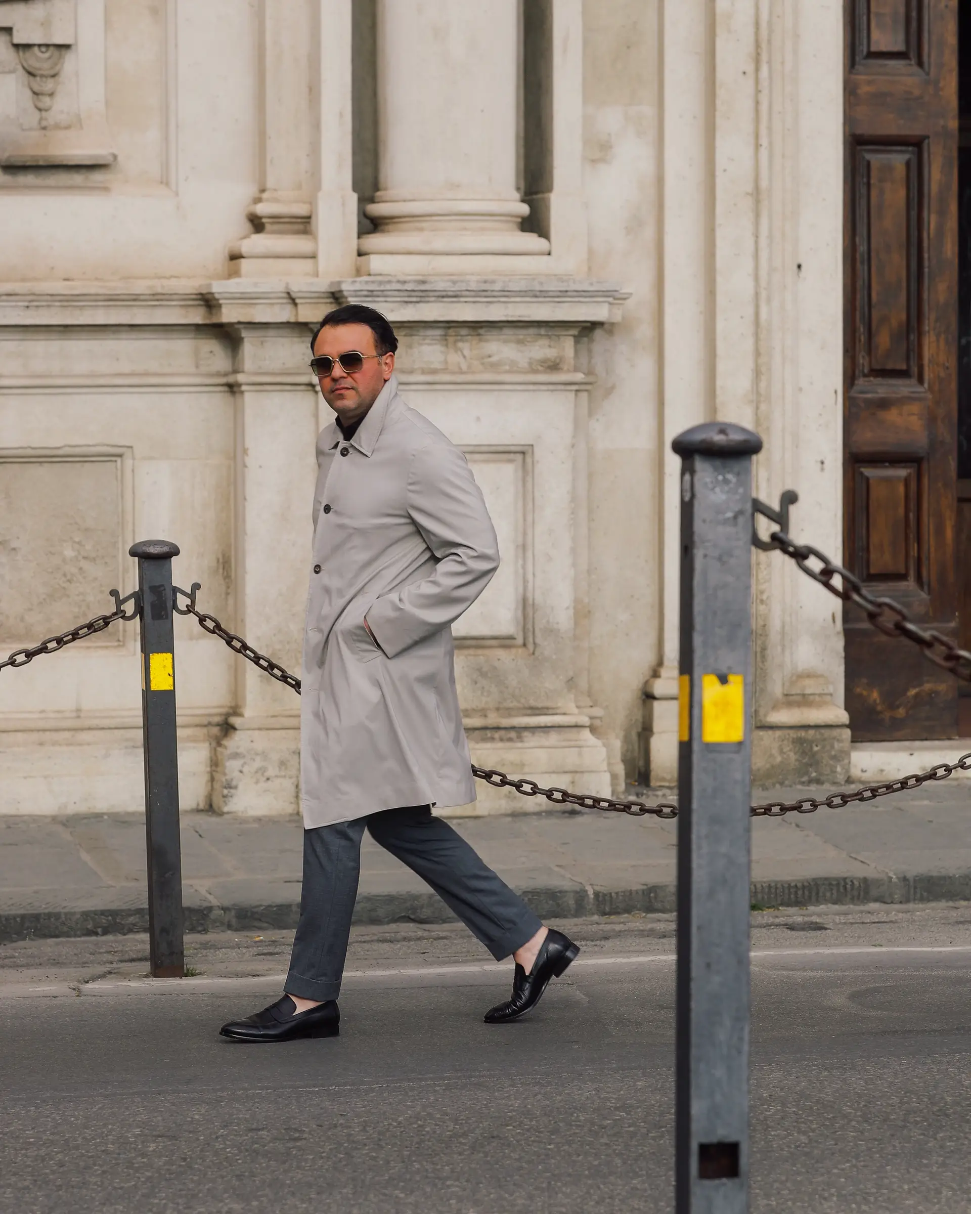 Bruine overcoat maatkleding op maat van Ettemadis in Den Haag, collectie herfst winter 2025