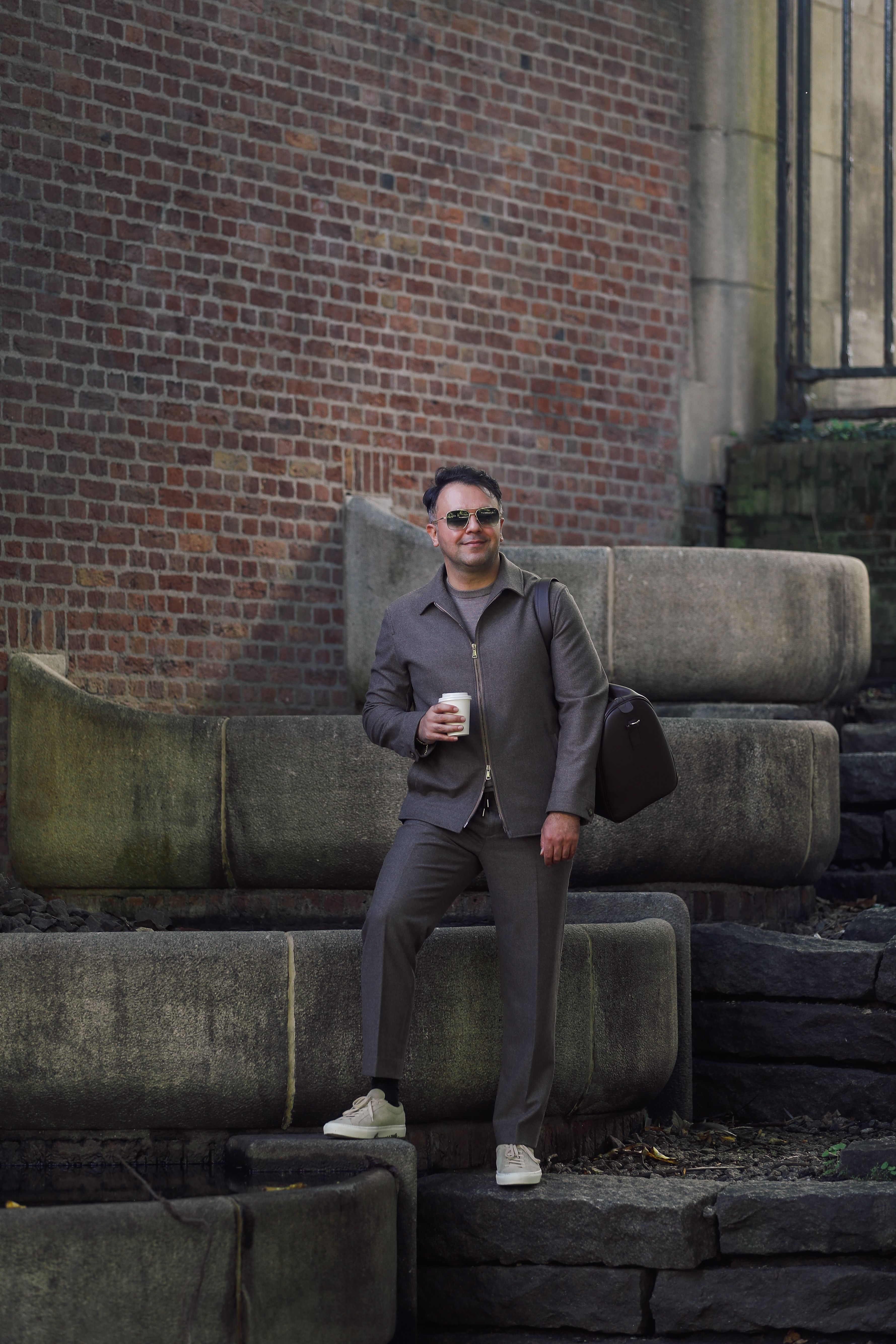 Details Champagne trouwpak op maat