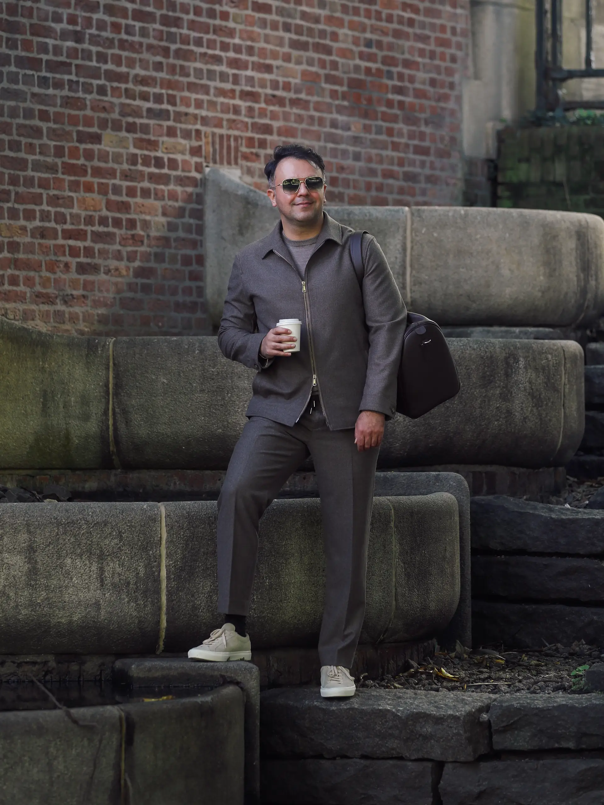 Details Champagne trouwpak op maat