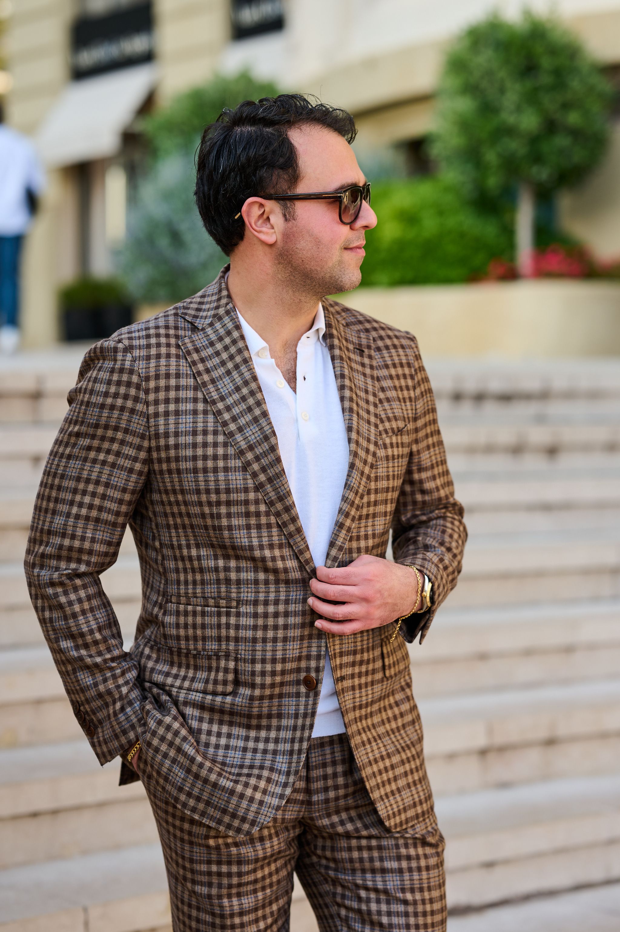 Bruin ruit maatpak met polo knitwear | Ettemadis Den Haag